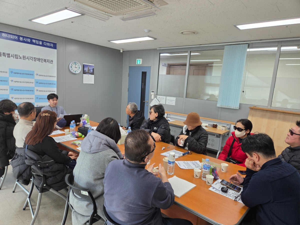 제11기 취업준비교육_헬스키퍼 업무규칙 및 성희롱예방교육 현장 사진.jpg